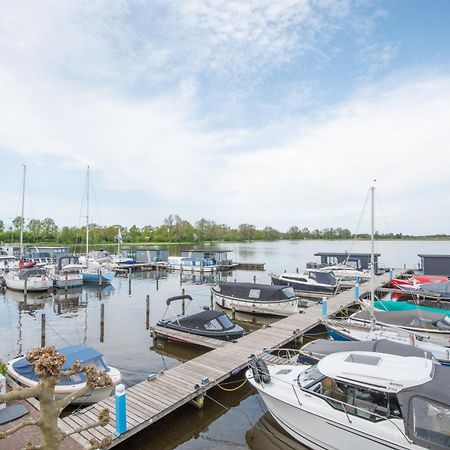 Meerzicht 24 - Luxury Family Accommodation With Beautiful Lake Side View Uitgeest Exterior photo